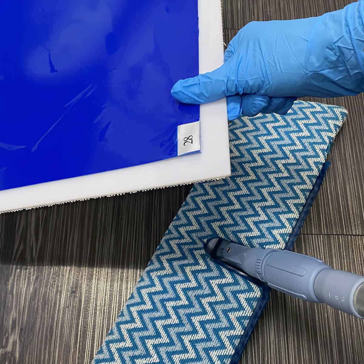 Tacky Traxx™ Cleanroom Sticky Mat Frame - Image 2