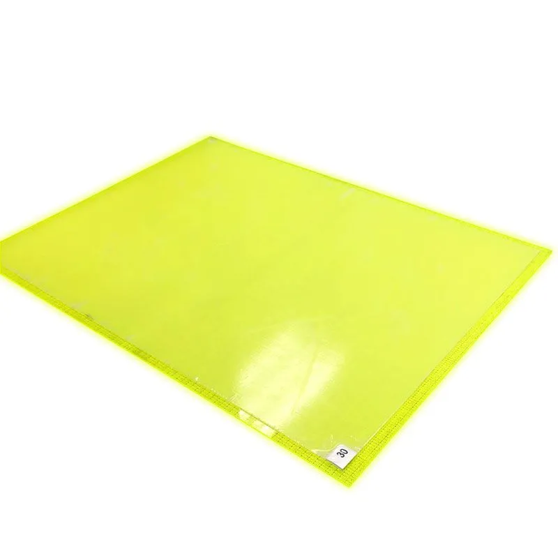 Tacky-Traxx-Alert-Gripper-Back-with-Mat_White_BG